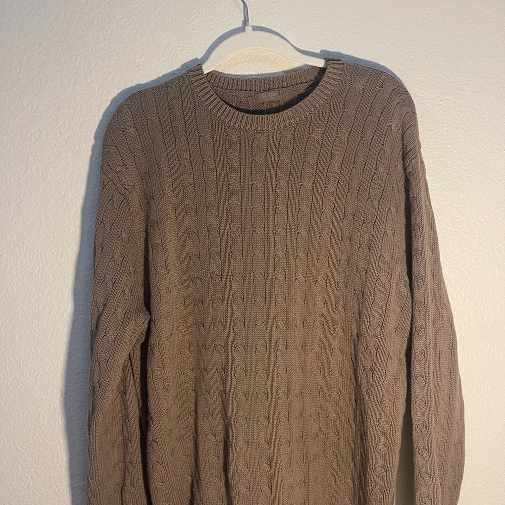 Brandy Melville Brown Cable Knit Crewneck Sweater